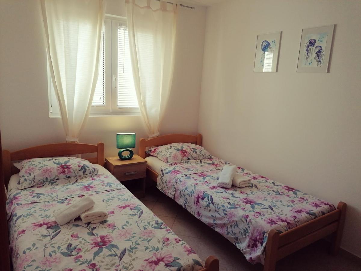 Apartment Vesna Vir Exteriér fotografie